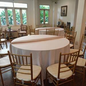 เช่าโต๊ะจีน เช่าชุดโต๊ะจีน เช่าเก้าอี้ชิวารี
